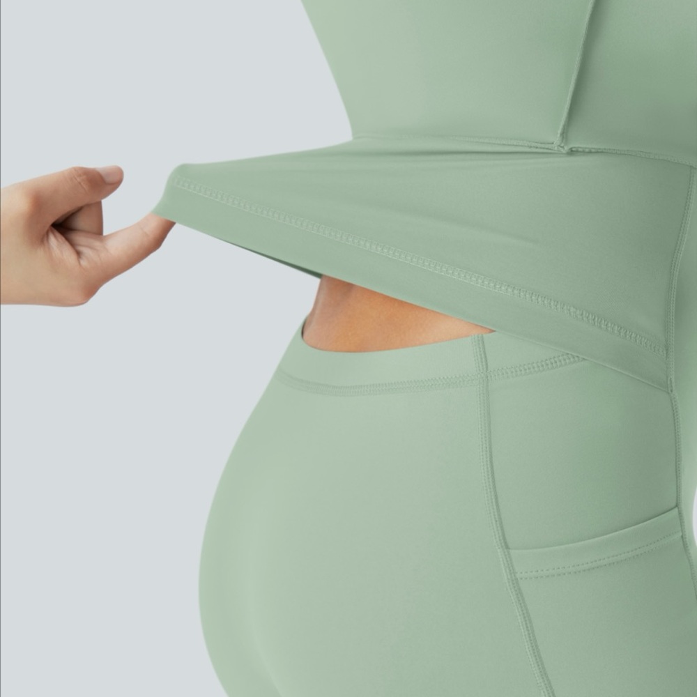 Halara Softlyzero Airy Twisted Backless Easy-Peez… - image 2